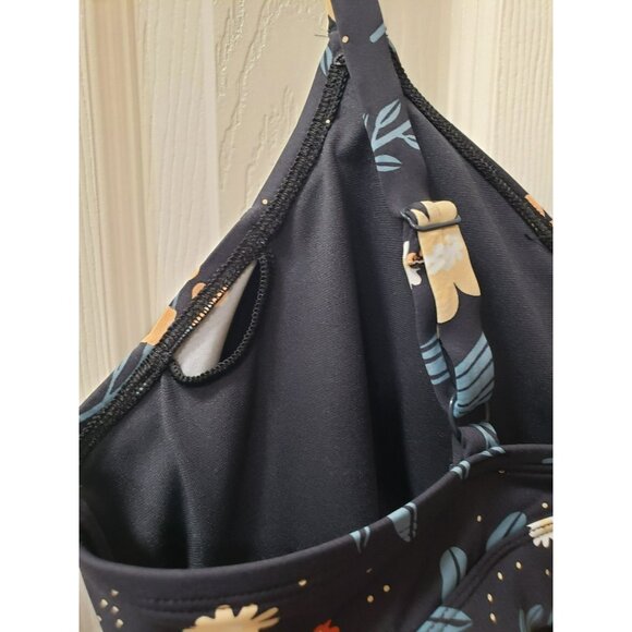 From Rachel Eco Bikini Top, XL, Navy Floral, 32" band, 3 hook adj close, Canada - Picture 5 of 11